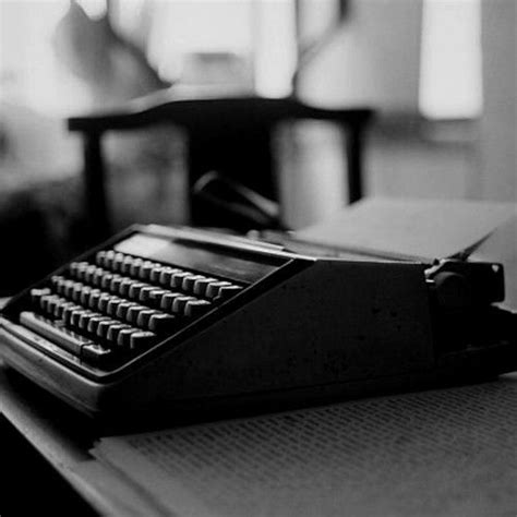 Beyond Words: Exploring the Deeper Meaning of the Magic Typewriter in the Tpyshop Book